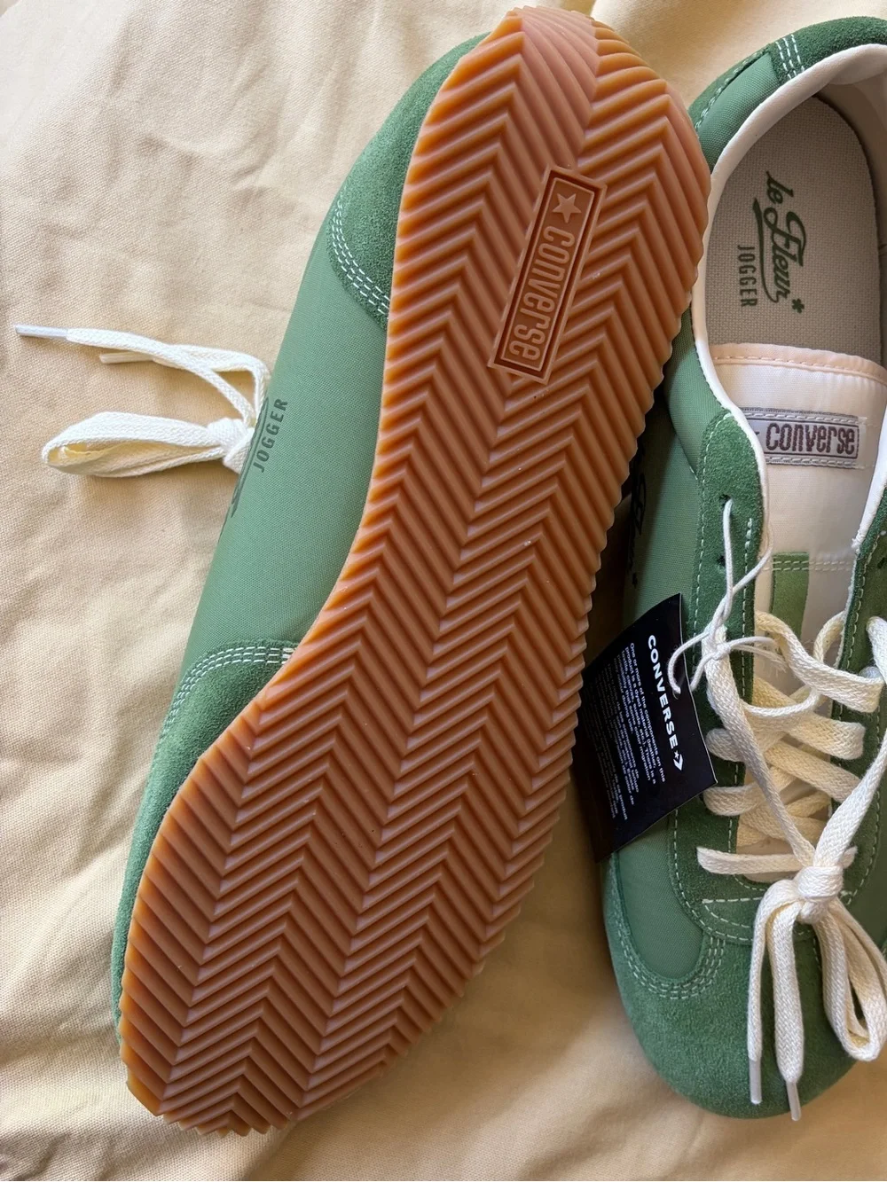 Converse/LeFleur Jogger in minced herb. NWT - Picture 4 of 5